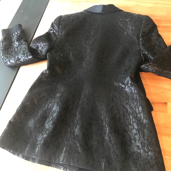 Vintage Escada tuxedo blazer - Picture 3 of 15